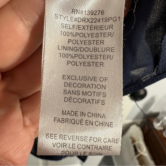 DR2 size 3X top, navy with mustard/white collar, all over pleats, chiffon, flowy - Picture 6 of 10